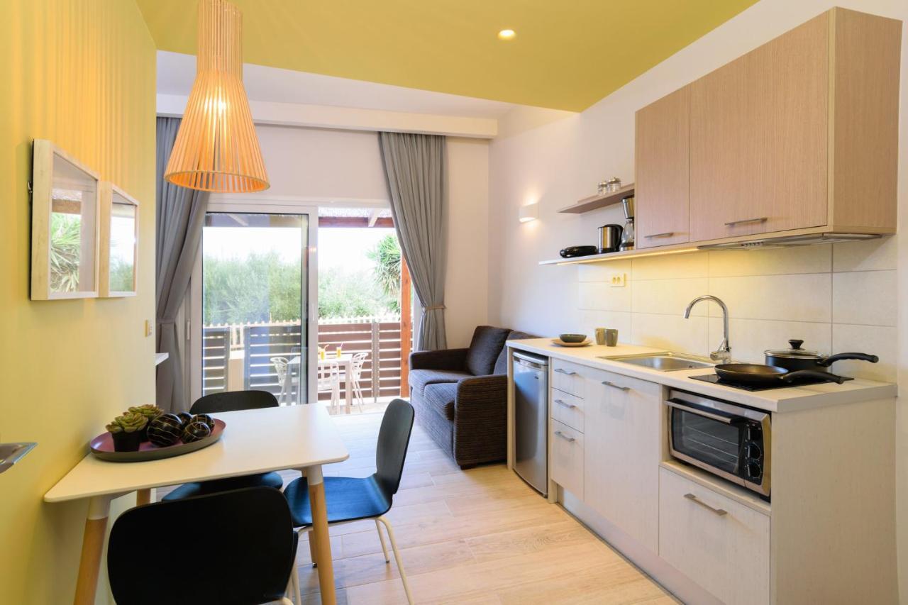 Iliana Apartments Phalasarna Eksteriør billede