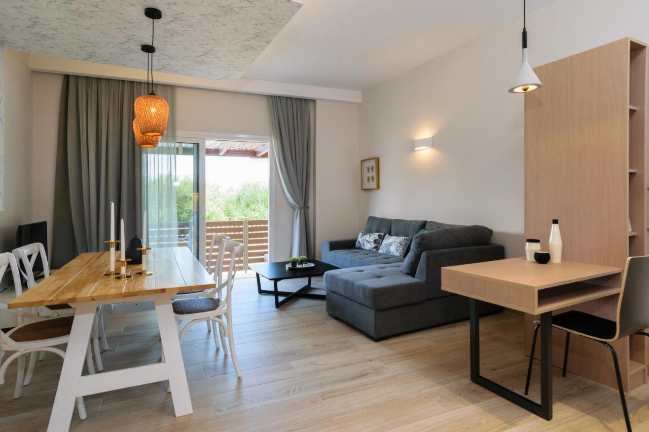 Iliana Apartments Phalasarna Eksteriør billede